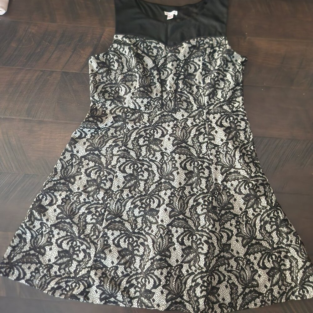 Patterned dress